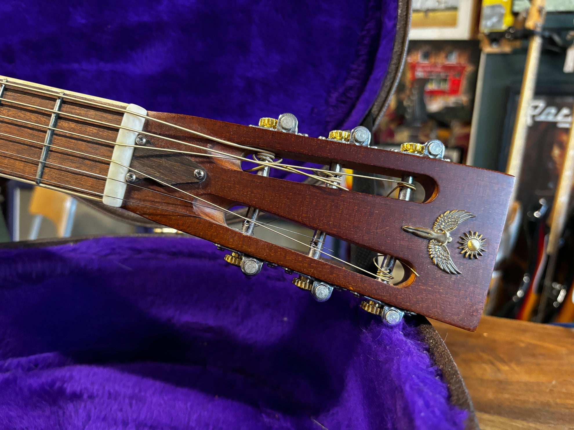 Icarus Guitars Tricone Resonator Some Neck Guitars