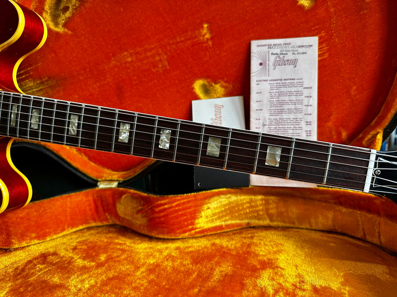 Gibson ES-335 Factory Bigsby Cherry 1968