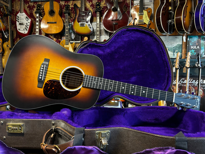 Martin DJR-10E Dreadnought Junior Sunburst 2020