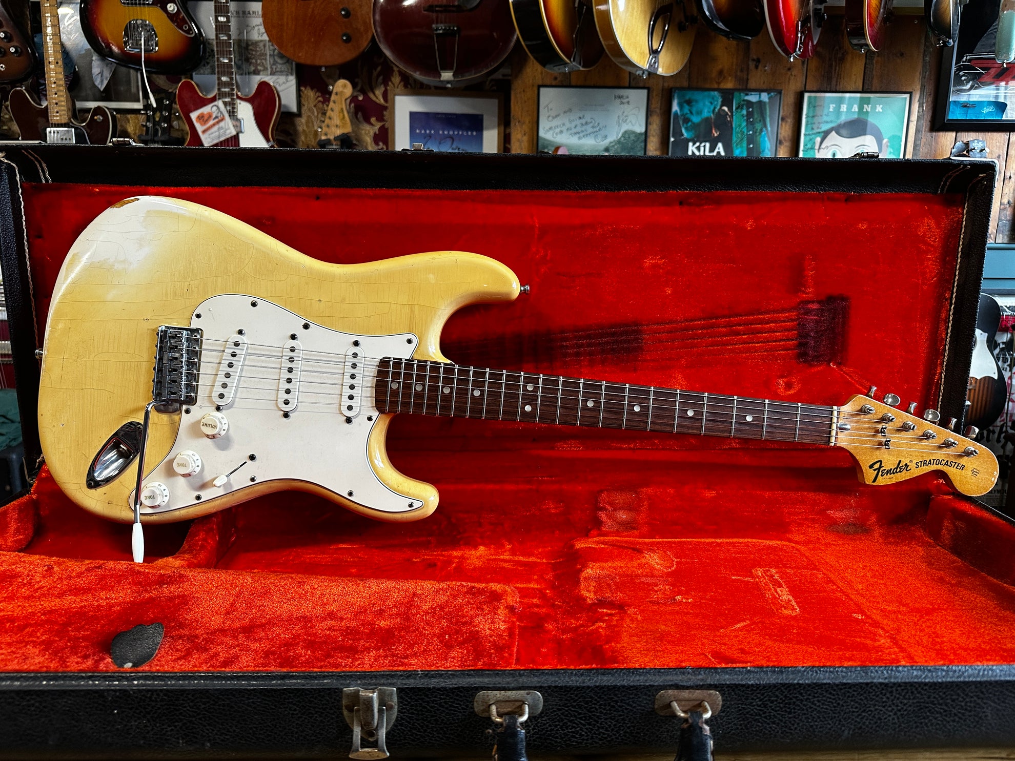 Vintage! 1976 Fender Stratocaster 3-Bolt Double-Cut Electric