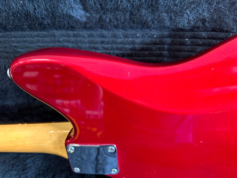 Fender Classic Player Jaguar Special Candy Apple Red 2013