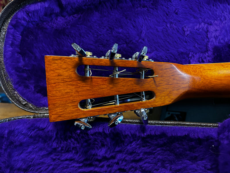 Icarus Guitars Tricone Resonator