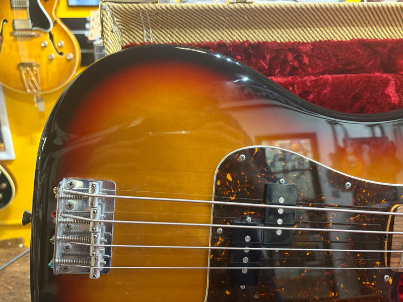Fender PB-62 Precision Bass Reissue Sunburst