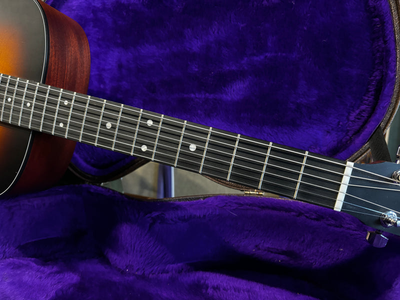 Martin DJR-10E Dreadnought Junior Sunburst 2020