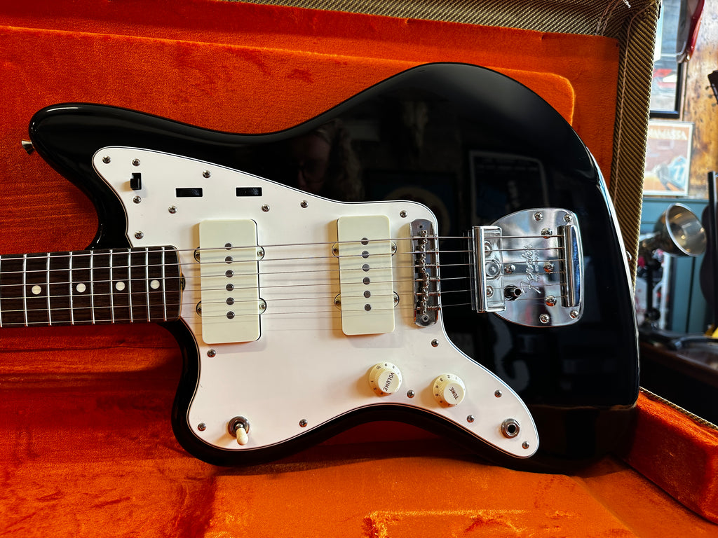 Fender MIJ Jazzmaster LeftHanded Black 2019 Some Neck Guitars