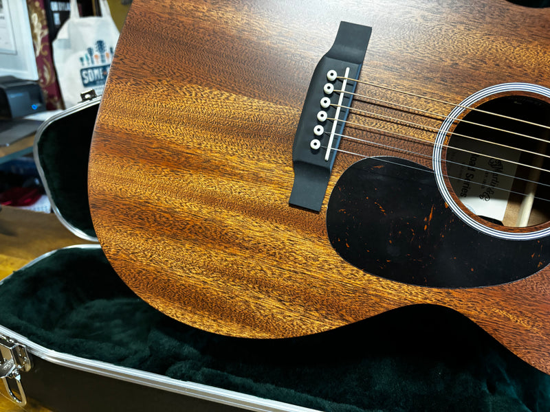 Martin 000-10E Road Series Sapele