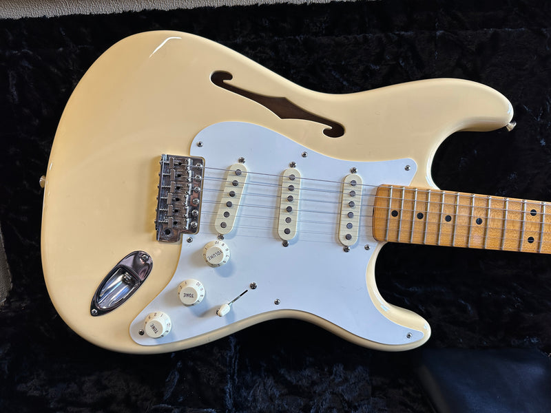 Fender Eric Johnson Thinline Stratocaster Vintage White