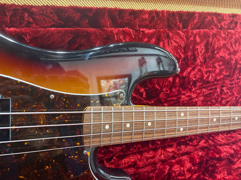 Fender PB-62 Precision Bass Reissue Sunburst