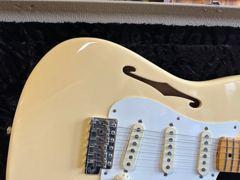 Fender Eric Johnson Thinline Stratocaster Vintage White