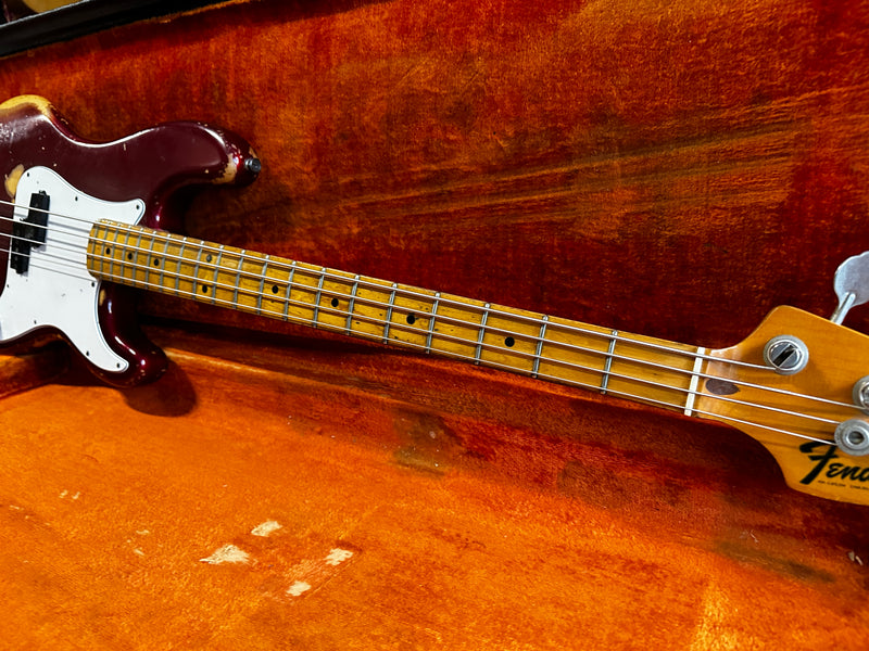 Fender Precision Bass Candy Apple Red 1973