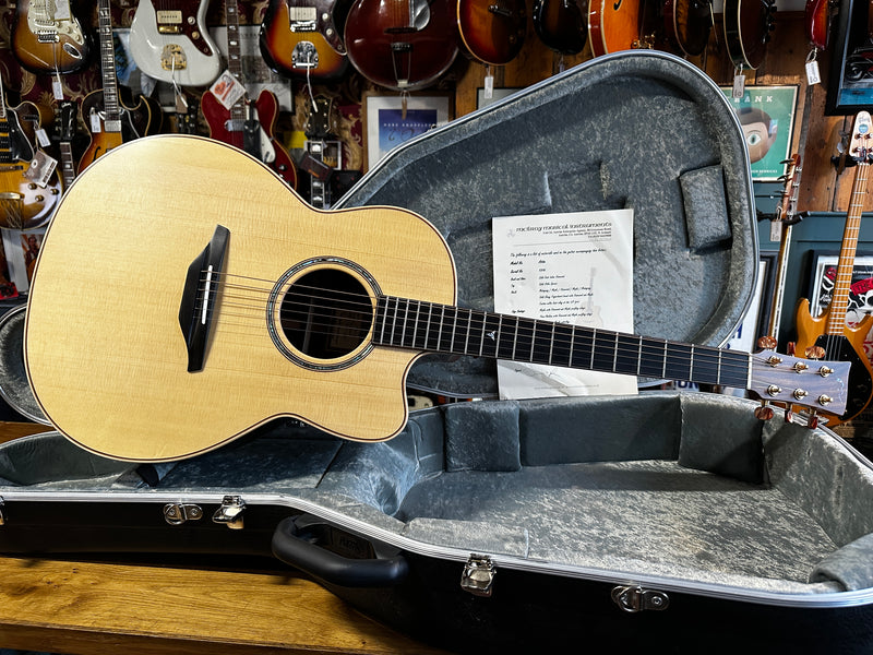 McIlroy A30c East Indian Rosewood/Sitka Spruce Natural 2023