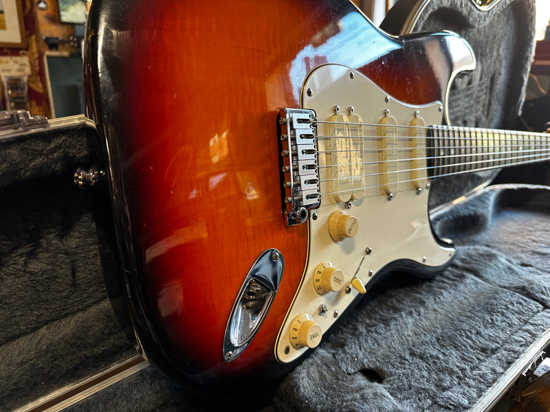 Fender Stratocaster Ultra Antique Burst 1993