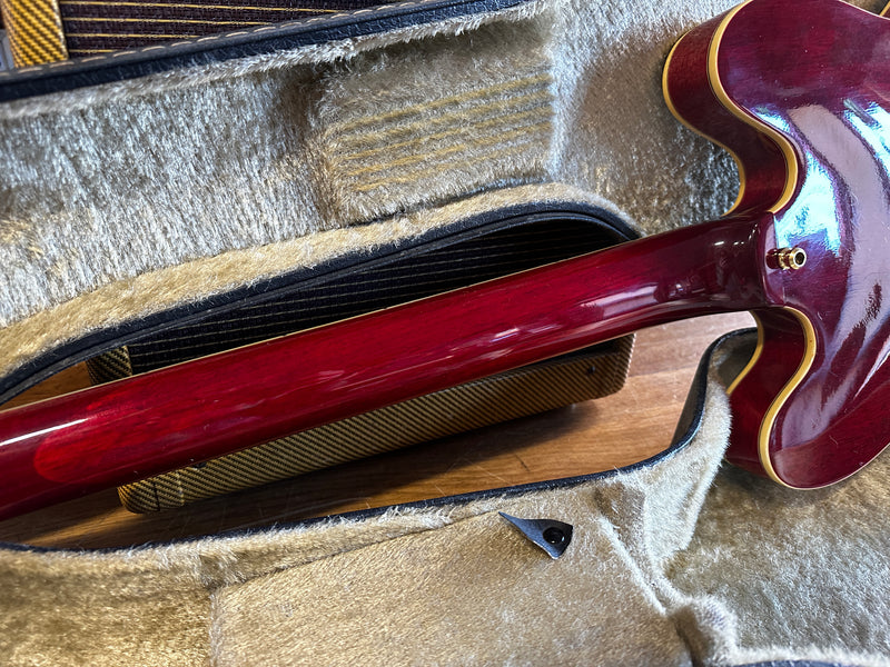 Washburn HB-35 Cherry 1985