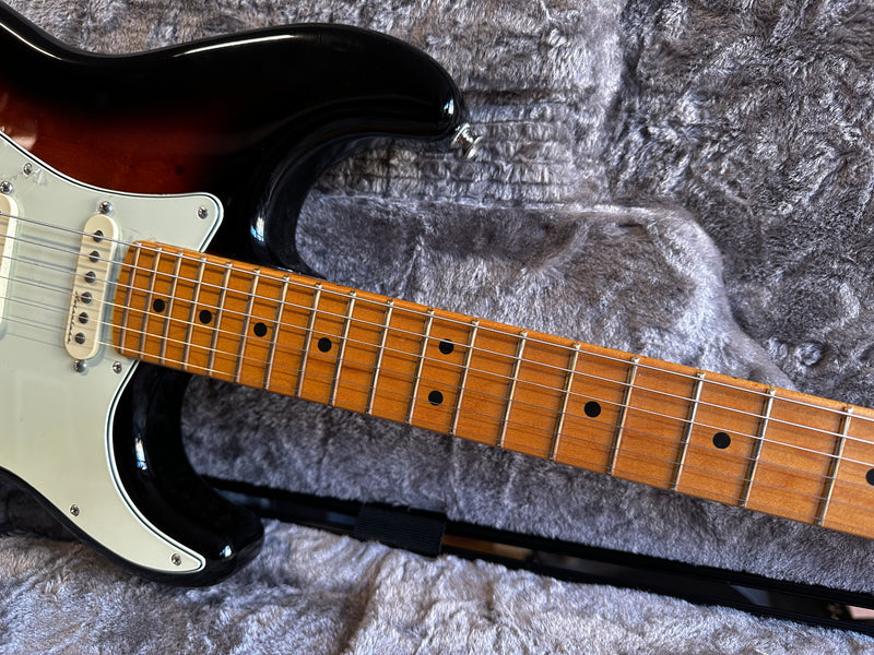 Fender Player Plus Stratocaster HSS Sunburst 2021