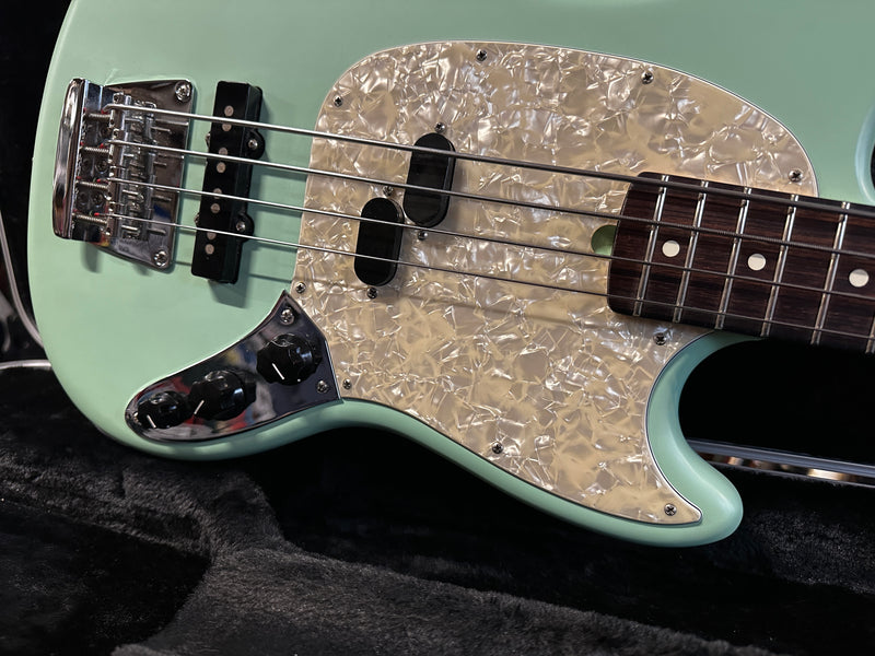 Fender American Performer Mustang Bass Satin Surf Green 2018