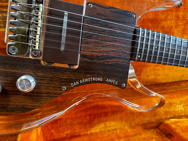 Ampeg Dan Armstrong Lucite Ex. Mike Scott 1971