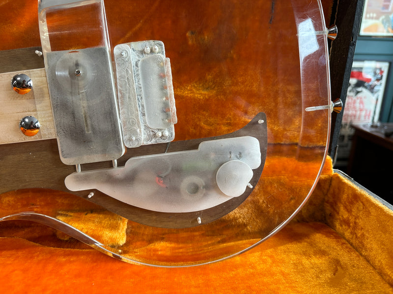 Ampeg Dan Armstrong Lucite Ex. Mike Scott 1971
