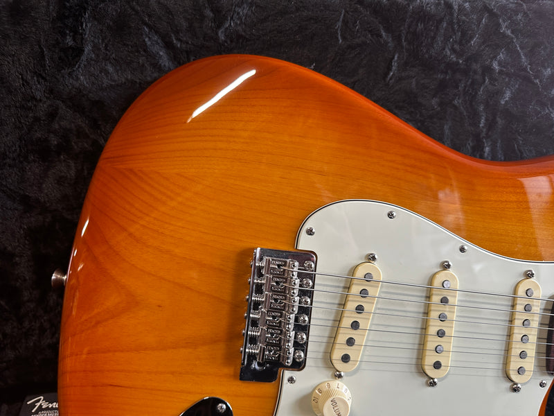 Fender American Performer Stratocaster Honeyburst 2021