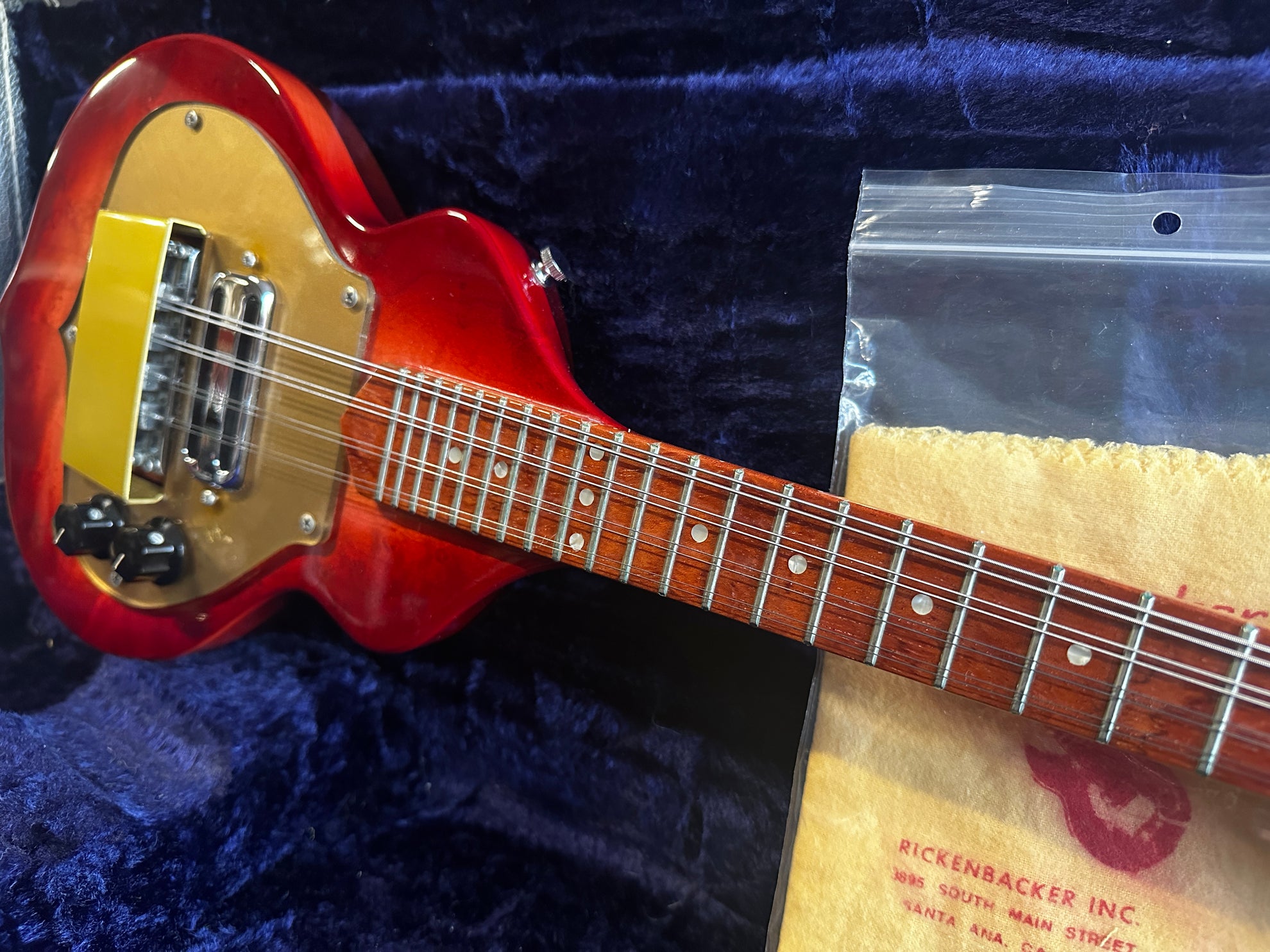 Mini Rickenbacker Rickenbacker 5002V58 Electric Mandolin Fireglo 1997 - Some Neck Guitars