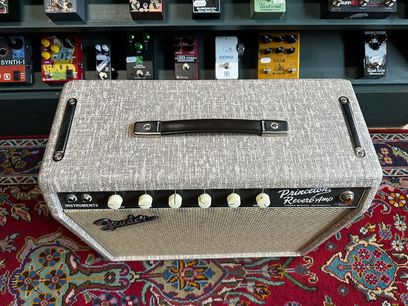 Fender Limited Edition '65 Princeton Reverb Fawn FSR Combo