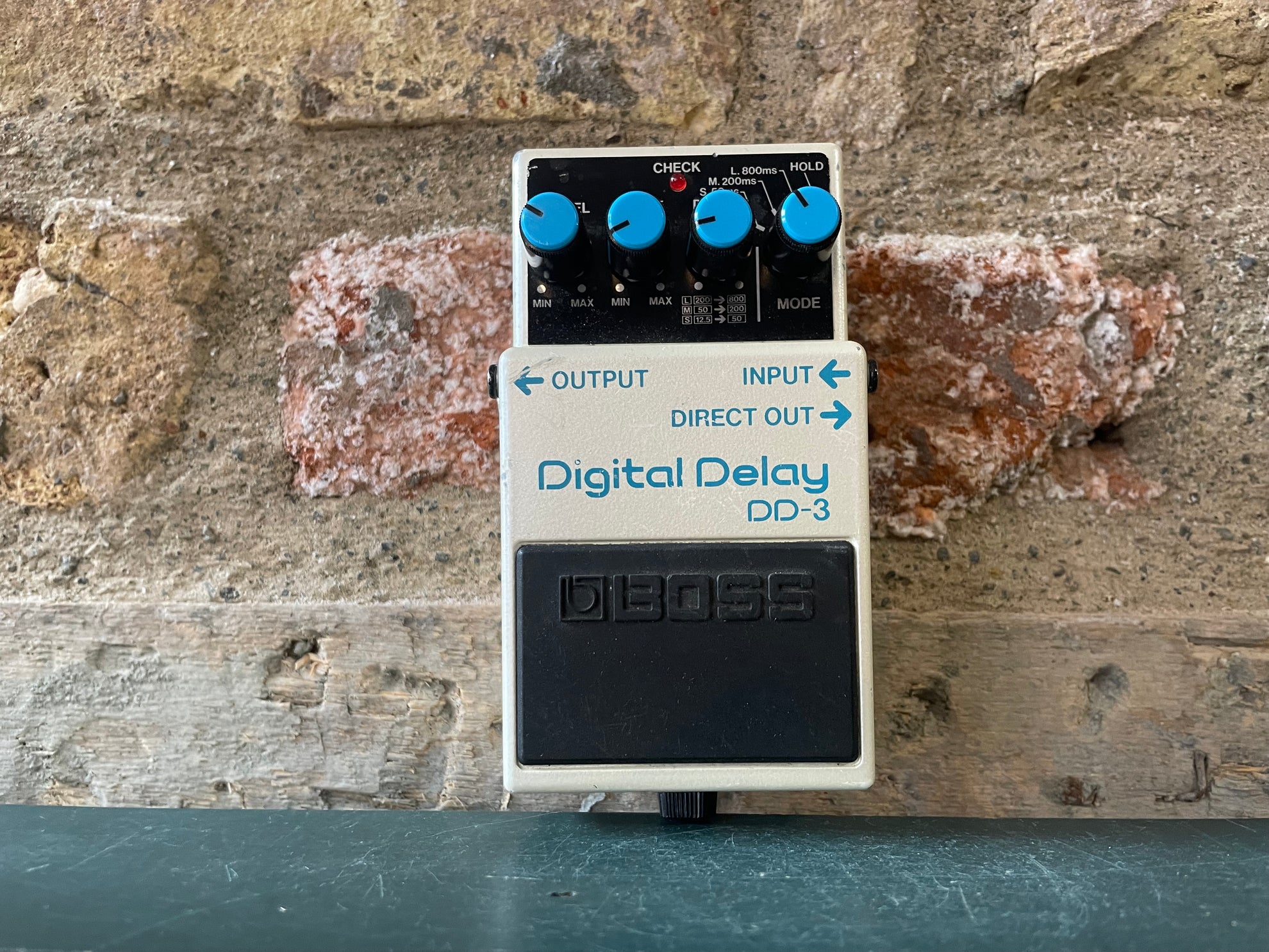 boss dd3 digital delay guitar pedal Boss DD-3 Digital Delay