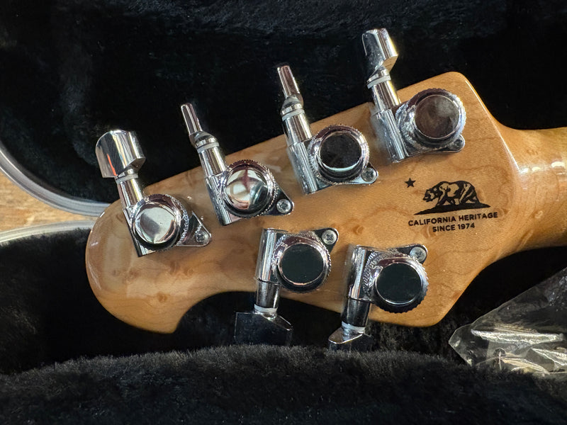 Ernie Ball Music Man Steve Morse Signature Y2D HT Black Burst 2016
