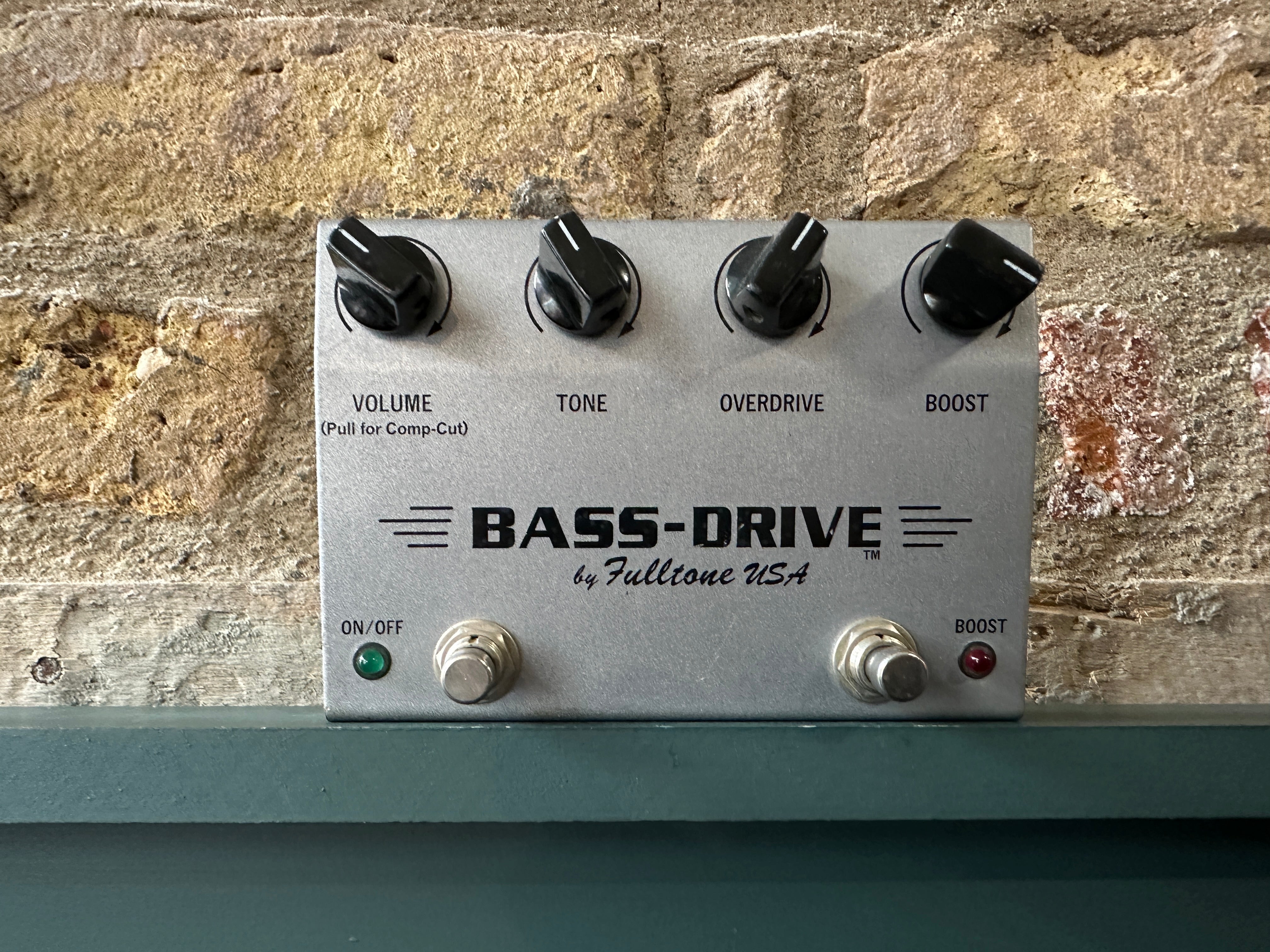 Fulltone Bass Drive - Some Neck Guitars