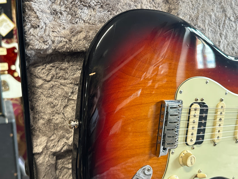 Fender American Elite Stratocaster HSS Sunburst 2016