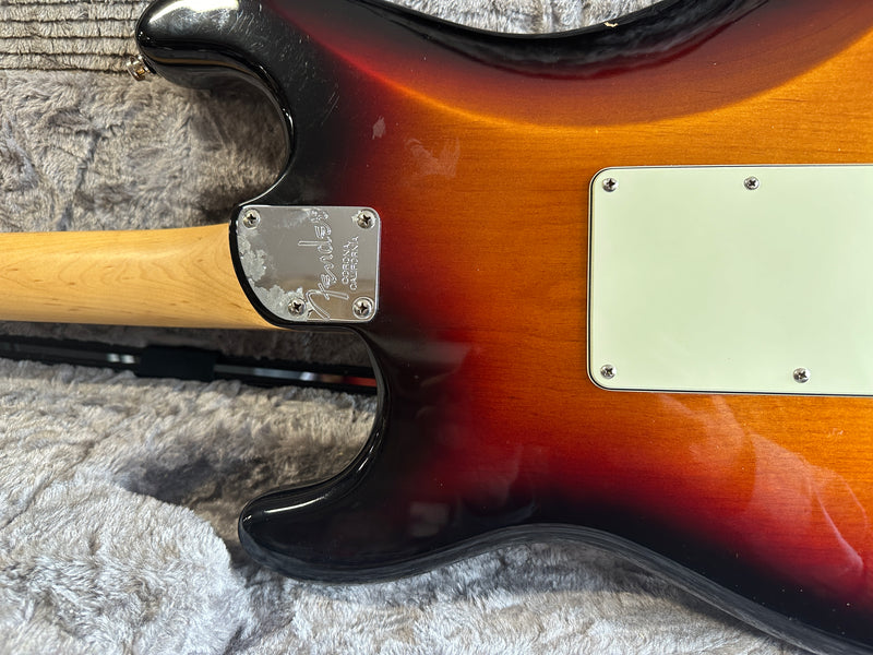 Fender American Elite Stratocaster HSS Sunburst 2016