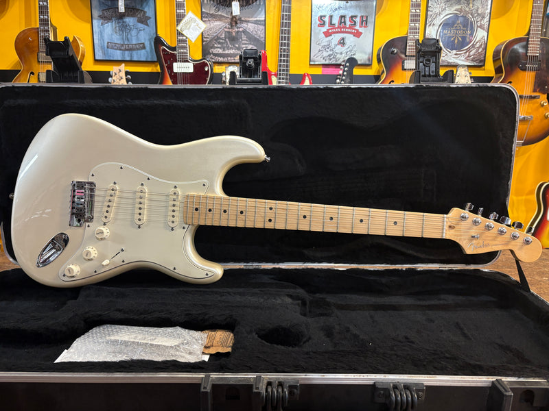 Fender American Deluxe Stratocaster Olympic Pearl 2012