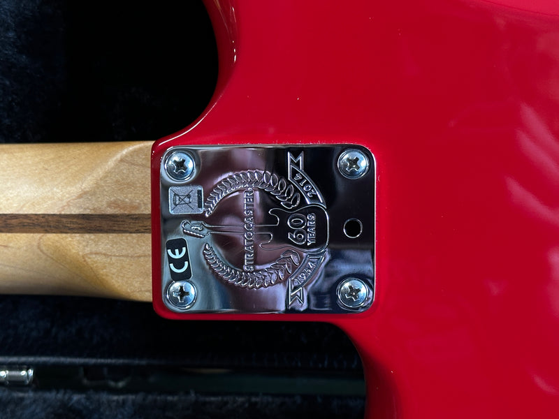 Fender Limited Edition American Standard Stratocaster Channel Bound Dakota Red 2014