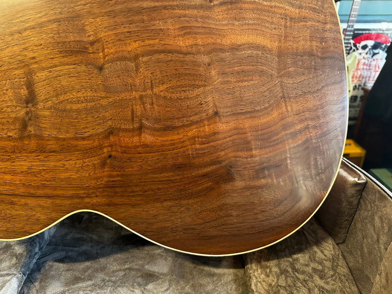 Lowden O-23 Red Cedar/Walnut 2020