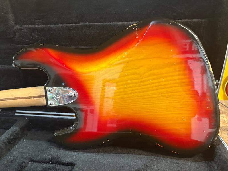 Fender Jazz Bass Sunburst 1977