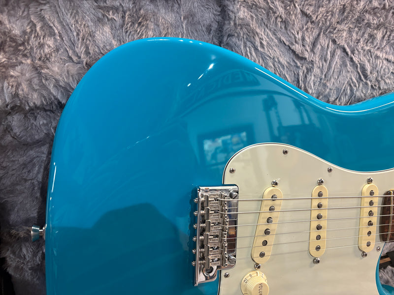 Fender American Professional II Stratocaster Miami Blue 2021