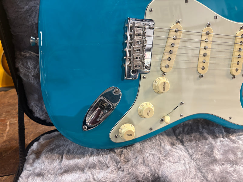 Fender American Professional II Stratocaster Miami Blue 2021