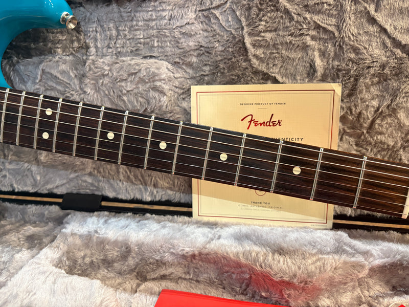 Fender American Professional II Stratocaster Miami Blue 2021