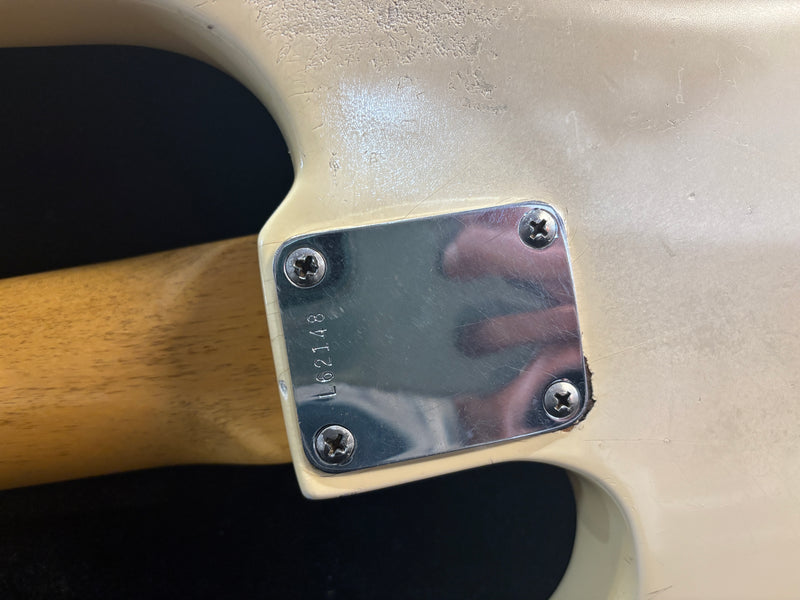 Fender Jazz Bass Olympic White Refinish 1965