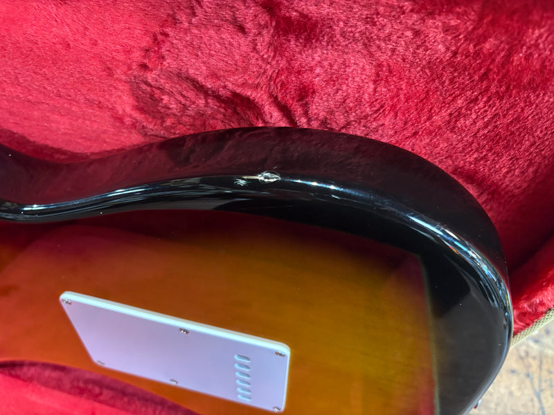 Fender Made In Japan Stratocaster Left-Handed Sunburst 2016