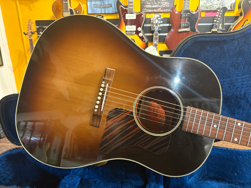 Gibson Custom Shop J-35 Collectors Edition Sunburst 2014