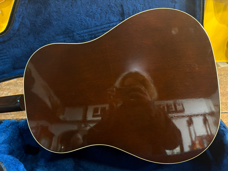 Gibson Custom Shop J-35 Collectors Edition Sunburst 2014