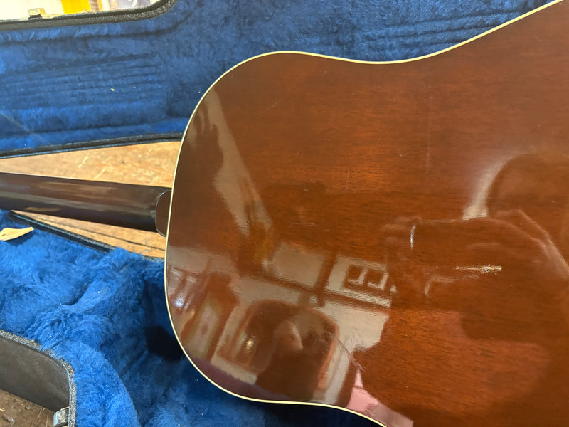 Gibson Custom Shop J-35 Collectors Edition Sunburst 2014