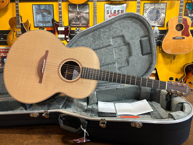 Lowden F-32 Sitka Spruce/East Indian Rosewood