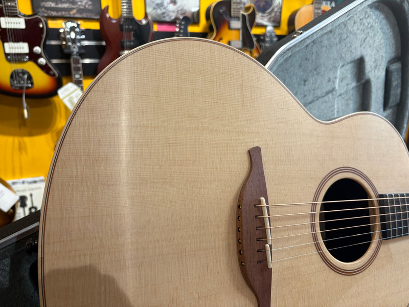 Lowden F-32 Sitka Spruce/East Indian Rosewood