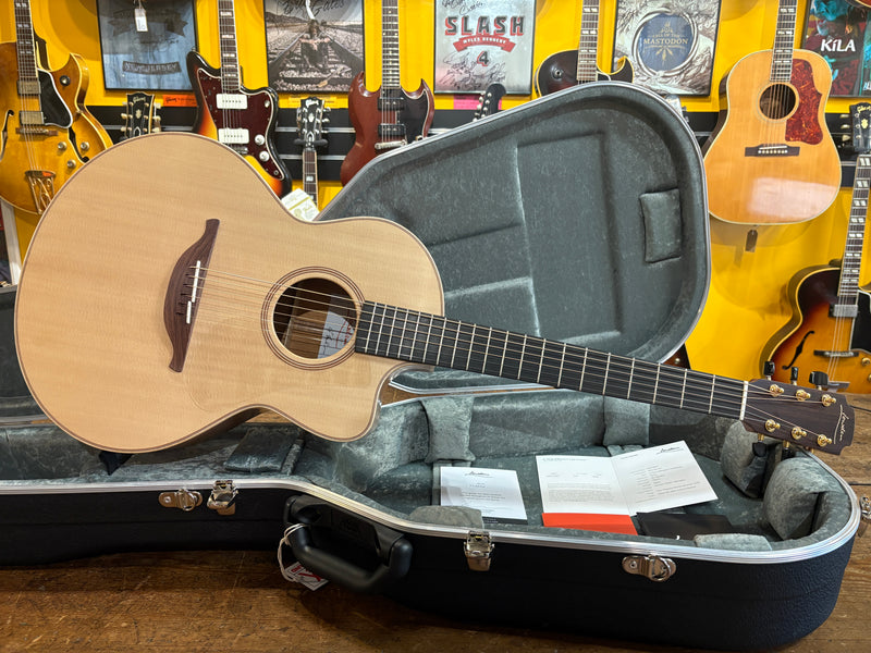 Lowden S-20c Sitka Spruce/Mahogany