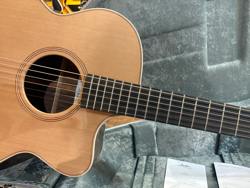 Lowden O-23c Red Cedar/Walnut