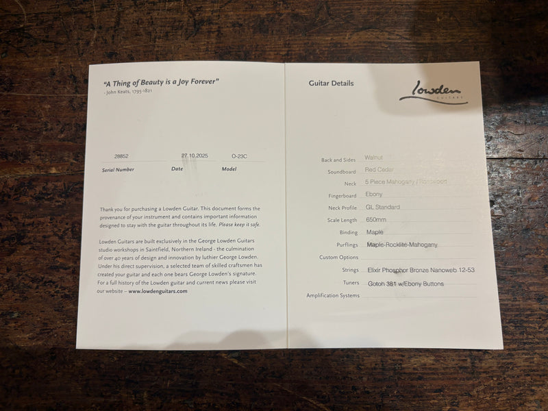 Lowden O-23c Red Cedar/Walnut