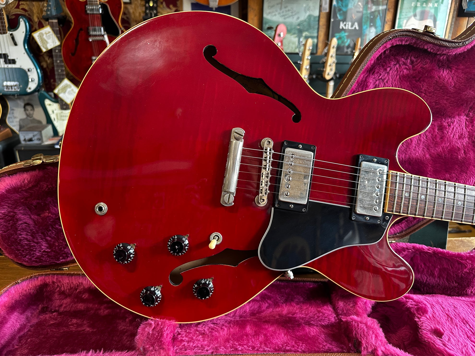 Gibson ES 335 Dot Figured Cherry 1991 Some Neck Guitars