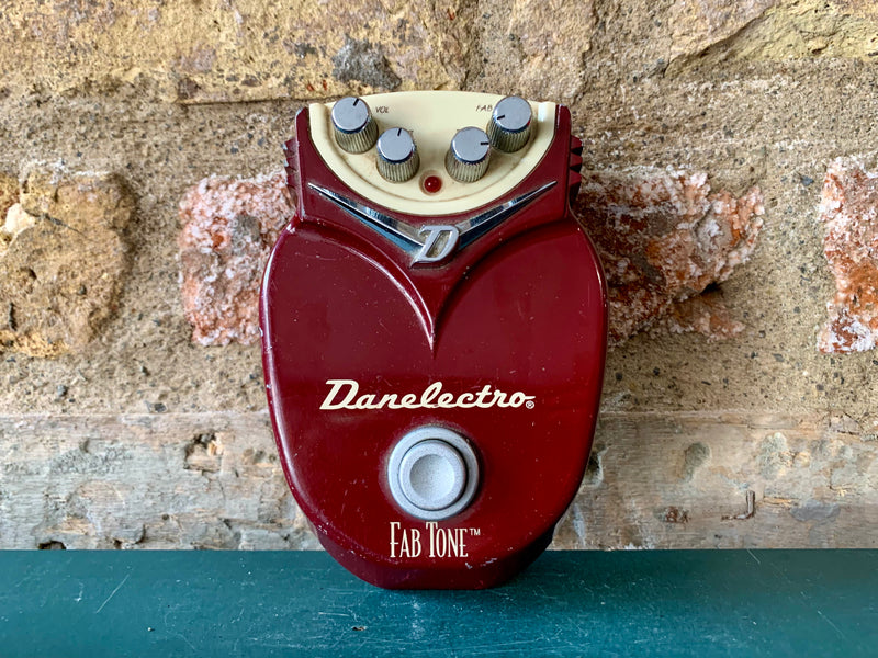 Danelectro DD-1 Fab Tone Distortion - Some Neck