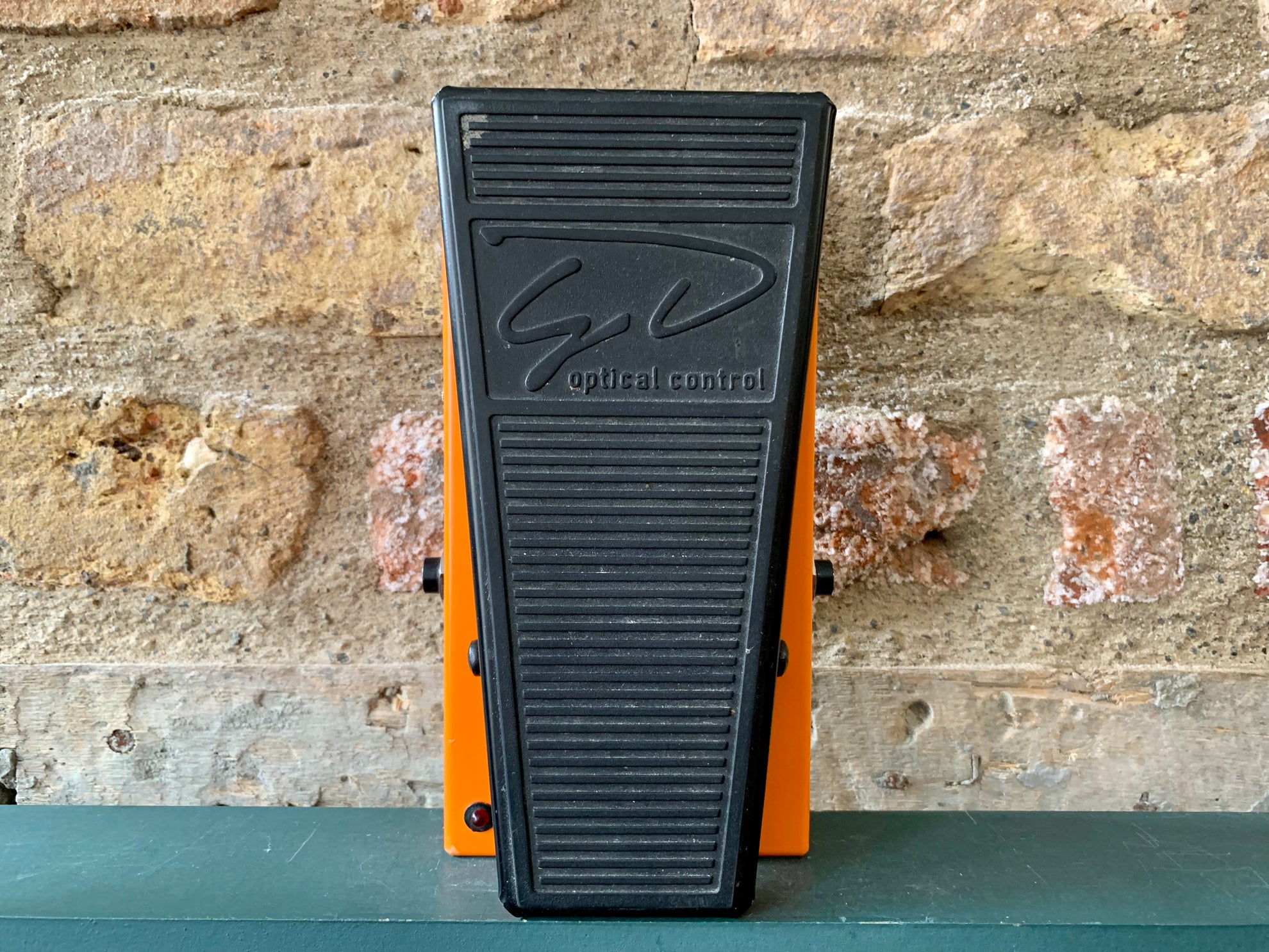 george dennis wah pedal George Dennis GD30 Wah-Wah Pedal