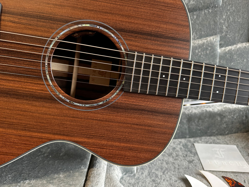 Furch Rainbow Series OM-DE Sinker Redwood / Exotic Ebony 2022